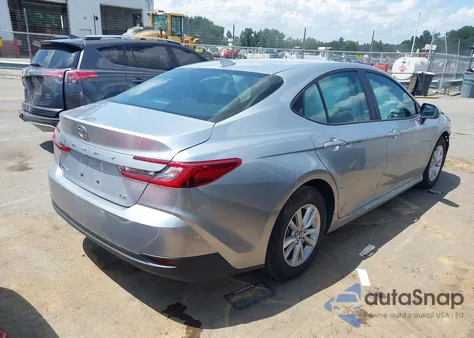 2025 Toyota Camry Le из США, поврежденный, VIN 4T1DAACK8SU518656